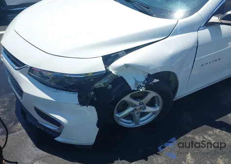 2018 Chevrolet Malibu 1Ls z USA, uszkodzony, nr VIN 1G1ZB5ST0JF158111